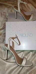 ABOUND strap heels